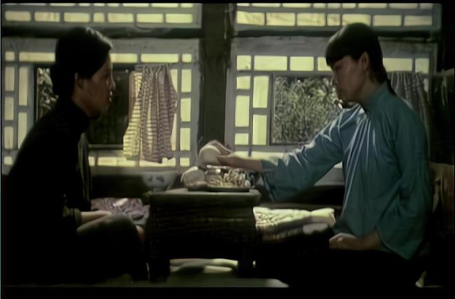 先后沦为娼妓穷过一次才知人会多卑微麻将胡了试玩平台《月牙儿》：母女俩(图11)